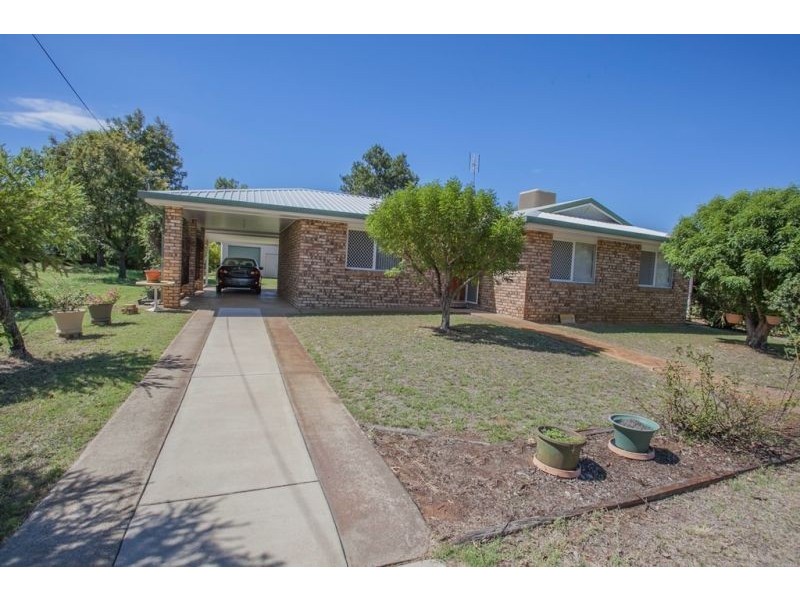 41 Mackie Street, Chinchilla QLD 4413