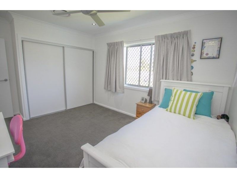 No. 5 No 5 Parker Place, Chinchilla QLD 4413