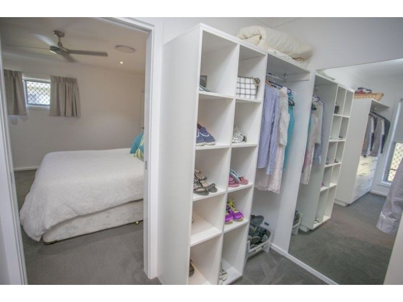 No. 5 No 5 Parker Place, Chinchilla QLD 4413