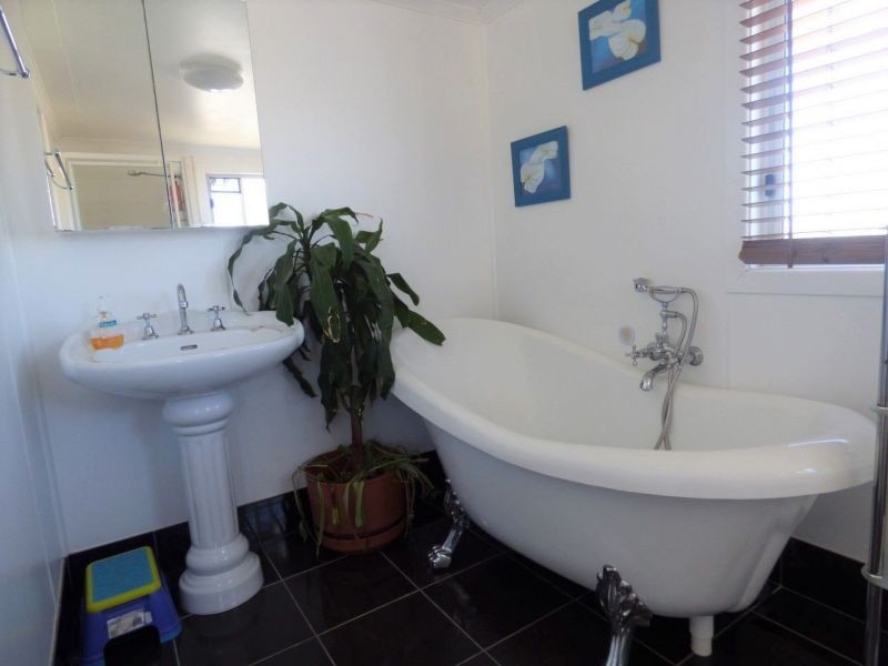 73 Carmichael Street, Chinchilla QLD 4413