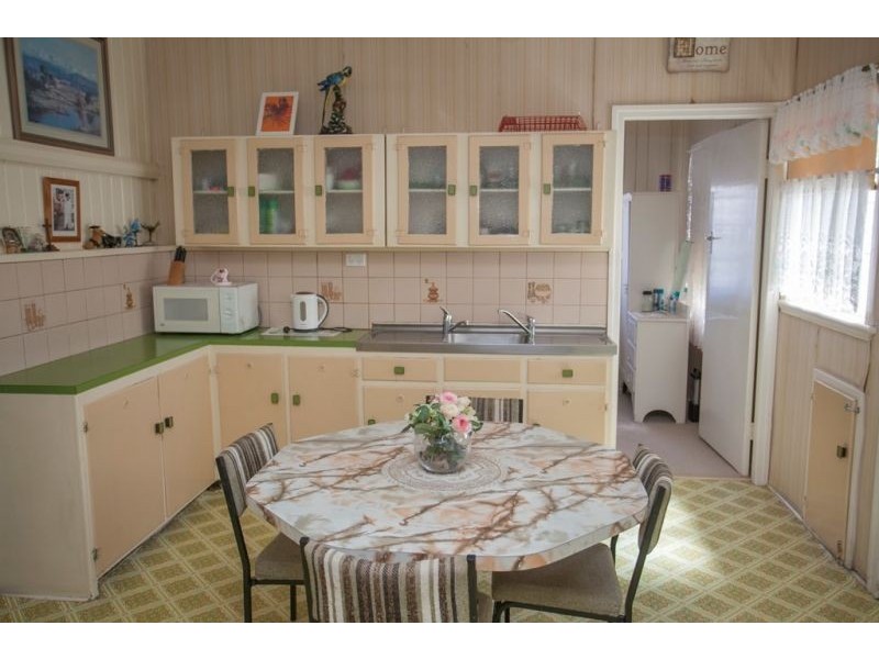 3 Evans Street, Chinchilla QLD 4413