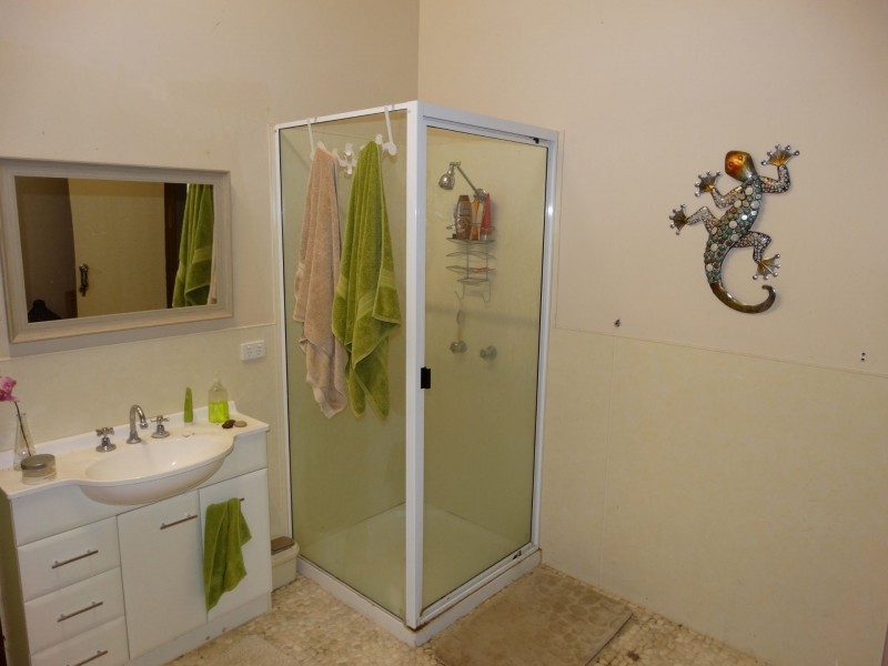 22 Racecourse Road, Chinchilla QLD 4413