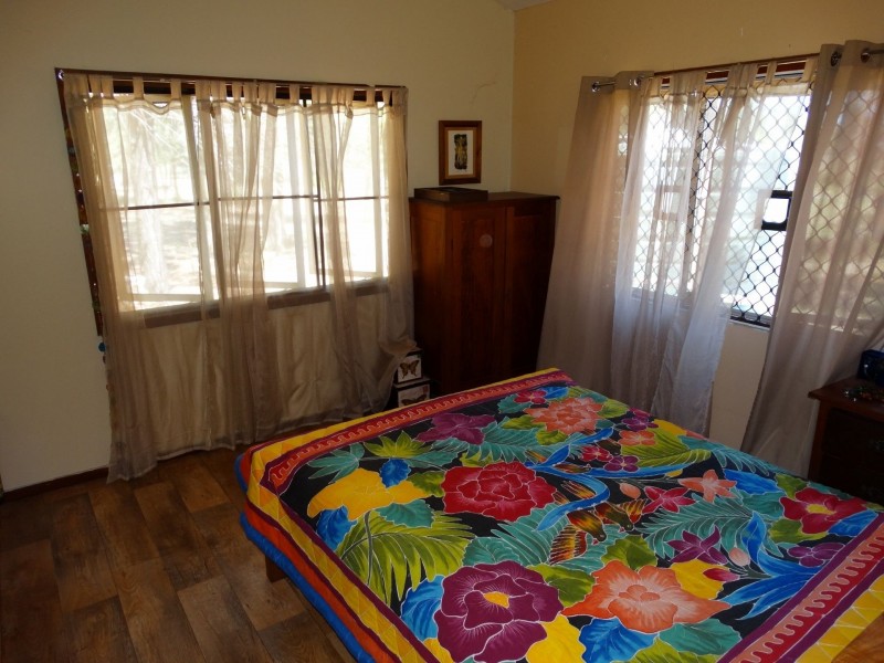 22 Racecourse Road, Chinchilla QLD 4413