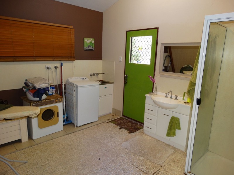 22 Racecourse Road, Chinchilla QLD 4413