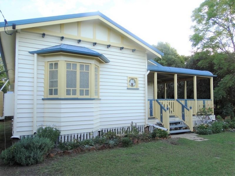 78 High Street, Jandowae QLD 4410