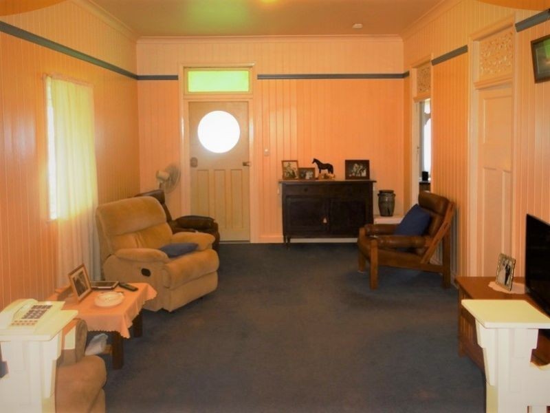 78 High Street, Jandowae QLD 4410