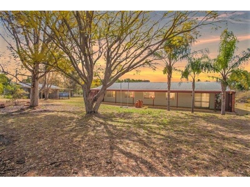 151 Cemetery Road, Chinchilla QLD 4413