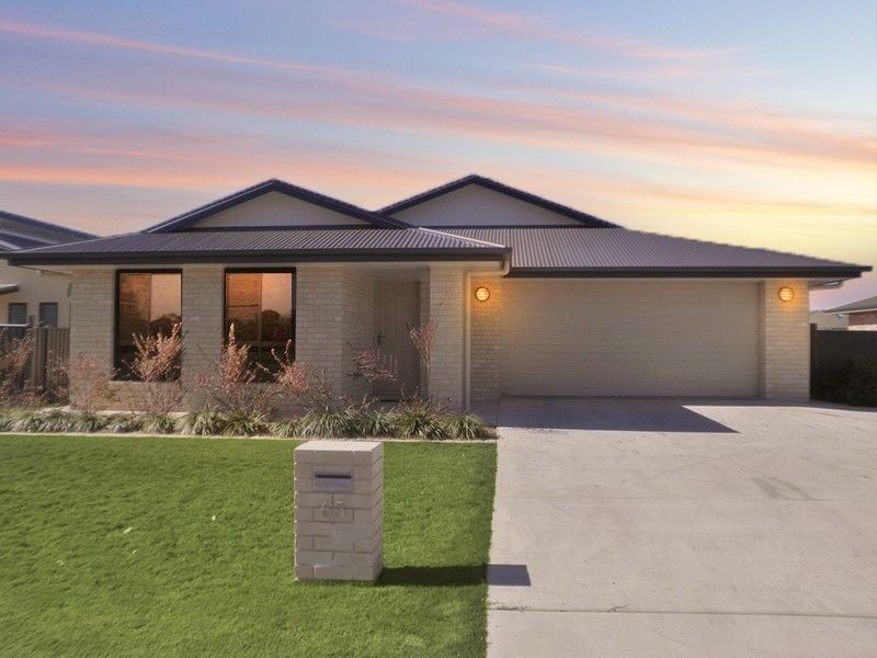 65 Gaske Lane, Chinchilla QLD 4413