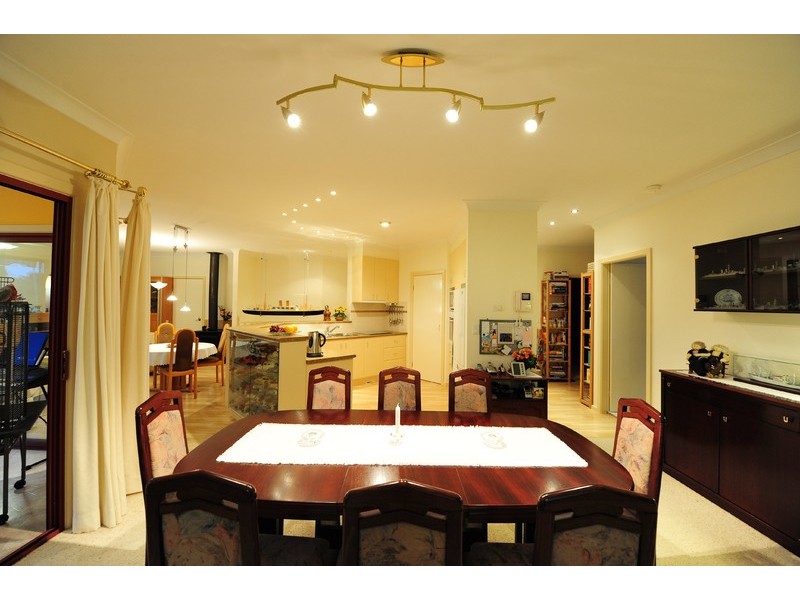 17 Gresham Drive, Woolgoolga NSW 2456