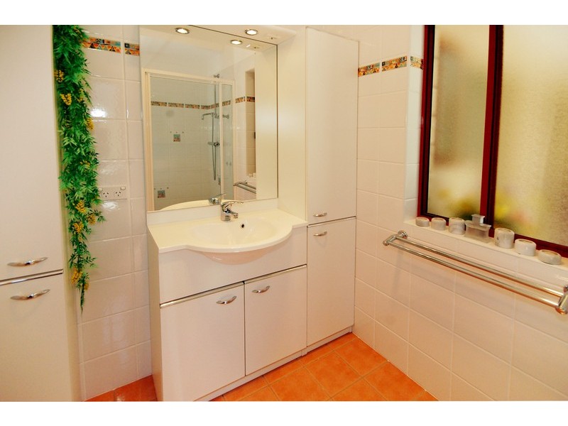 17 Gresham Drive, Woolgoolga NSW 2456