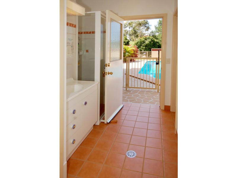 17 Gresham Drive, Woolgoolga NSW 2456