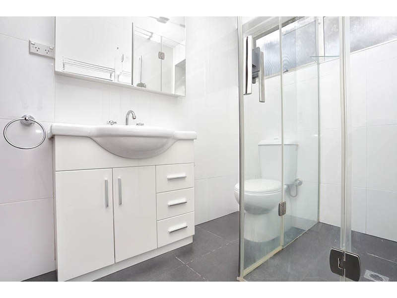 2/300 Grange Road, Ormond VIC 3204