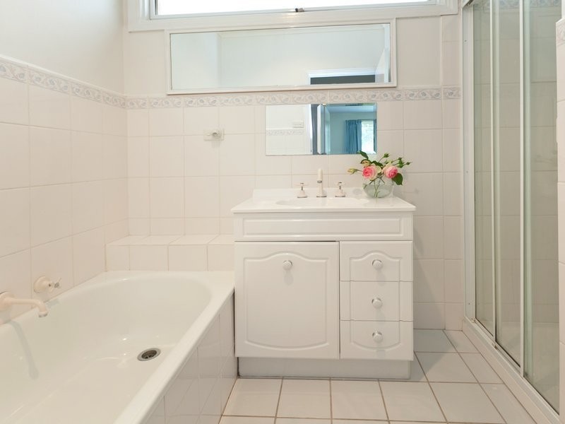 23 Barton Drive, Mount Eliza VIC 3930