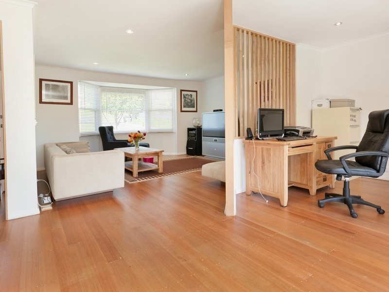 23 Barton Drive, Mount Eliza VIC 3930