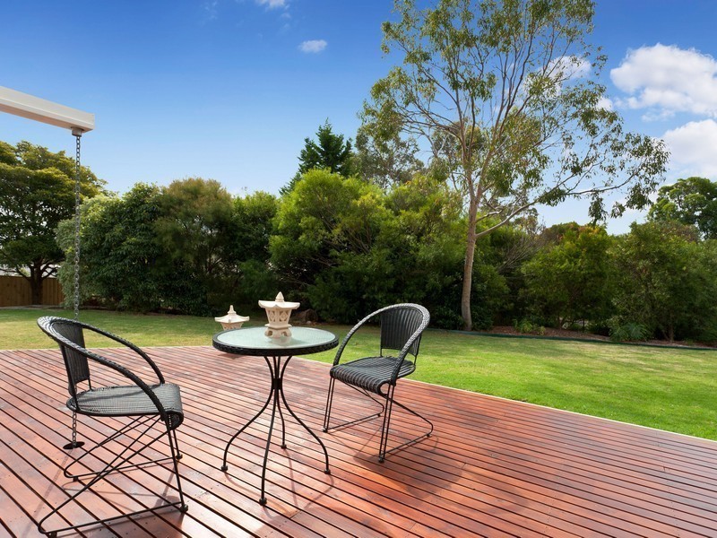 20 McCutcheon Close, Mount Eliza VIC 3930