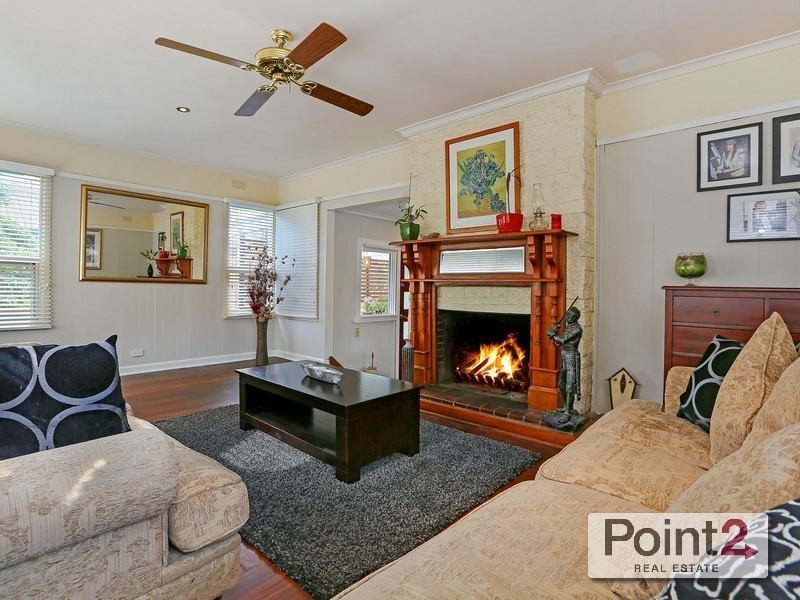 32 Mountain View Road, Mount Eliza VIC 3930
