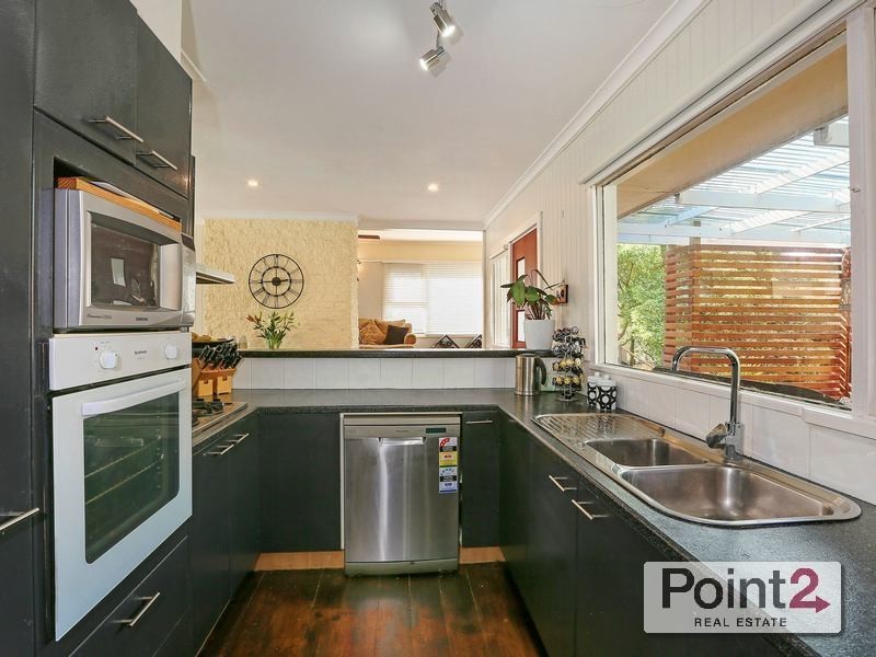 32 Mountain View Road, Mount Eliza VIC 3930