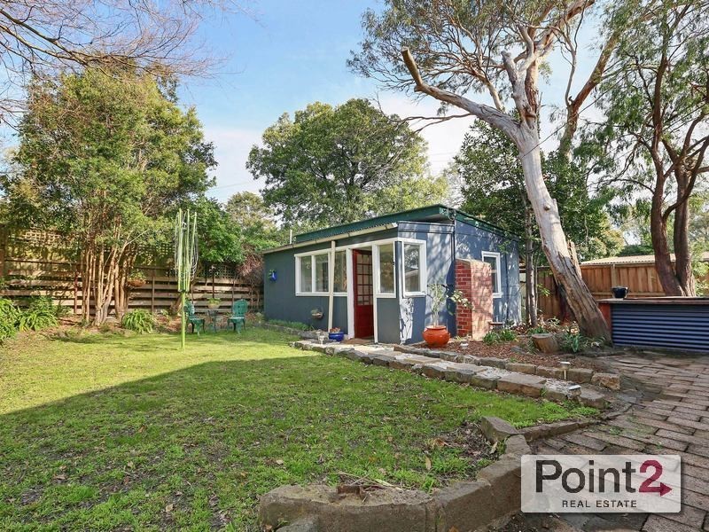 32 Mountain View Road, Mount Eliza VIC 3930
