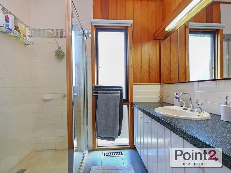 32 Mountain View Road, Mount Eliza VIC 3930