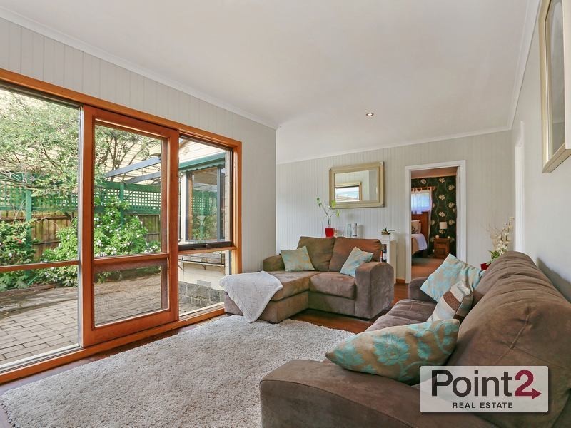32 Mountain View Road, Mount Eliza VIC 3930