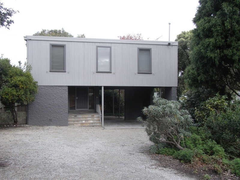 28 Roehampton Crescent, Mount Eliza VIC 3930