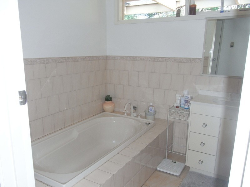 101 Wooralla Drive, Mount Eliza VIC 3930