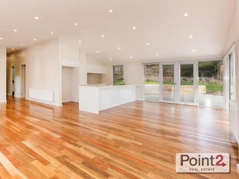 33  Sunset Crescent, Mount Eliza VIC 3930