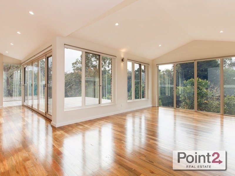 33  Sunset Crescent, Mount Eliza VIC 3930