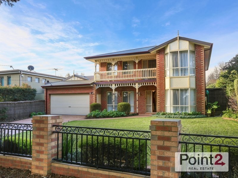 35 Wimbledon Avenue, Mount Eliza VIC 3930