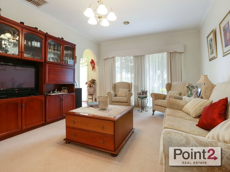 35 Wimbledon Avenue, Mount Eliza VIC 3930