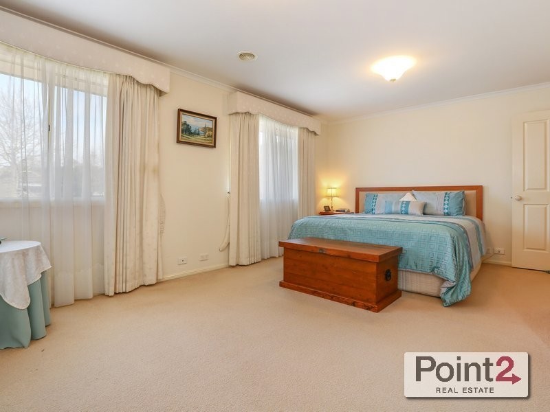 35 Wimbledon Avenue, Mount Eliza VIC 3930