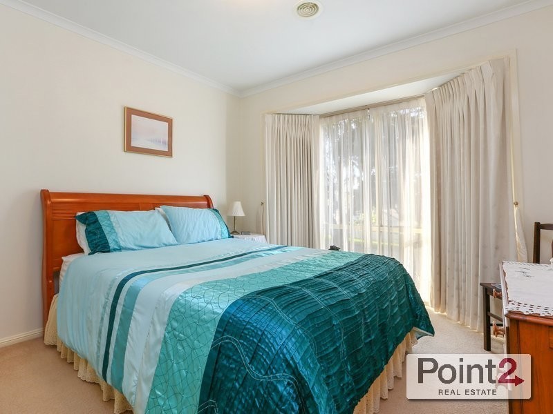 35 Wimbledon Avenue, Mount Eliza VIC 3930