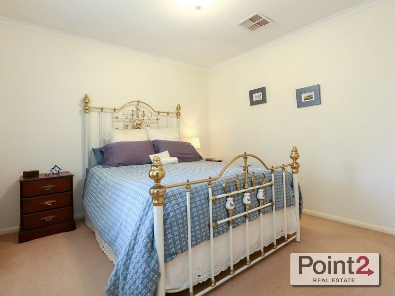 35 Wimbledon Avenue, Mount Eliza VIC 3930