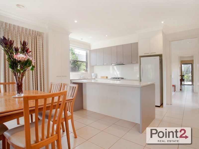 6 Leicester Avenue, Mount Eliza VIC 3930