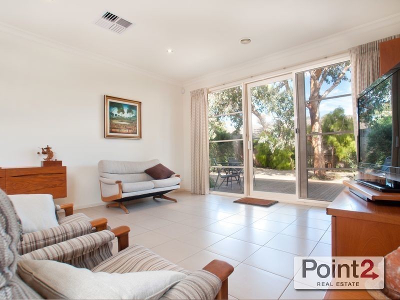 6 Leicester Avenue, Mount Eliza VIC 3930