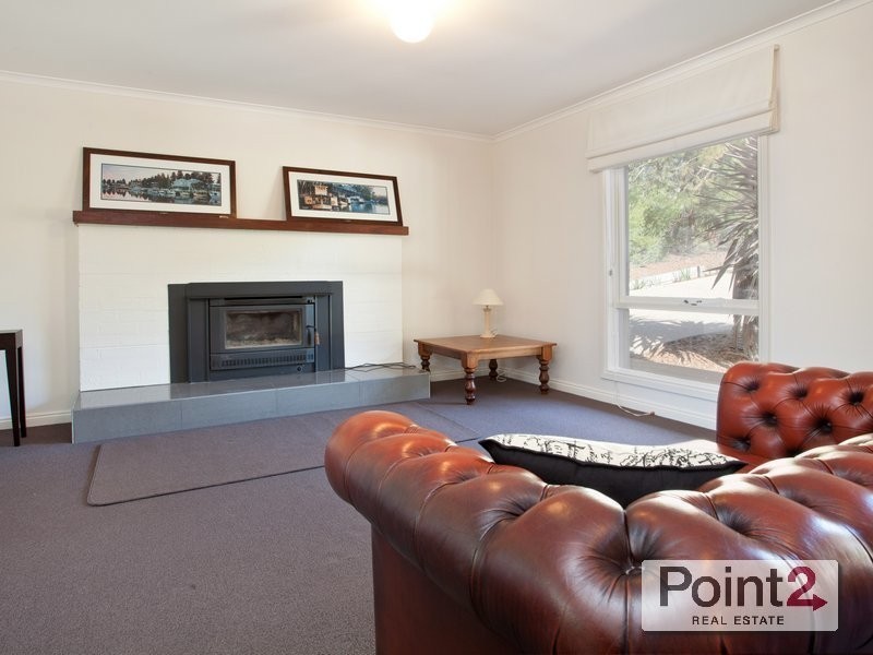 2 Jamesbrad Court, Mount Eliza VIC 3930