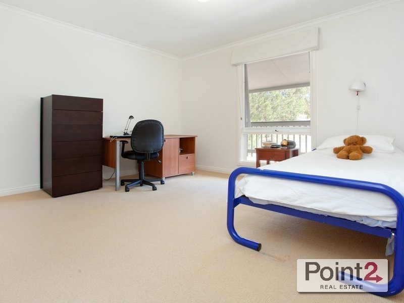 2 Jamesbrad Court, Mount Eliza VIC 3930
