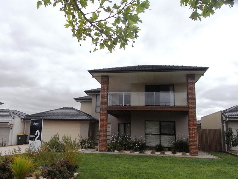 3  Lakeside Drive, Sandhurst VIC 3977