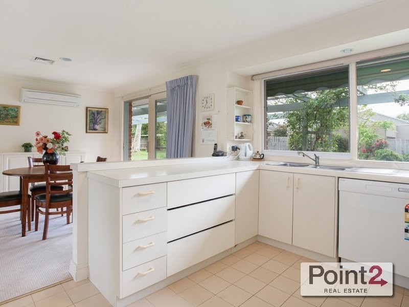 15 Woodlyn Close, Mount Eliza VIC 3930