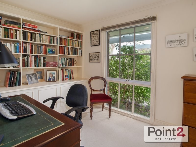 15 Woodlyn Close, Mount Eliza VIC 3930