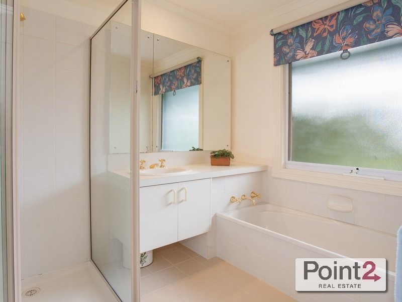 15 Woodlyn Close, Mount Eliza VIC 3930