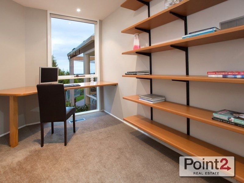 6 Brulu Close, Mount Eliza VIC 3930
