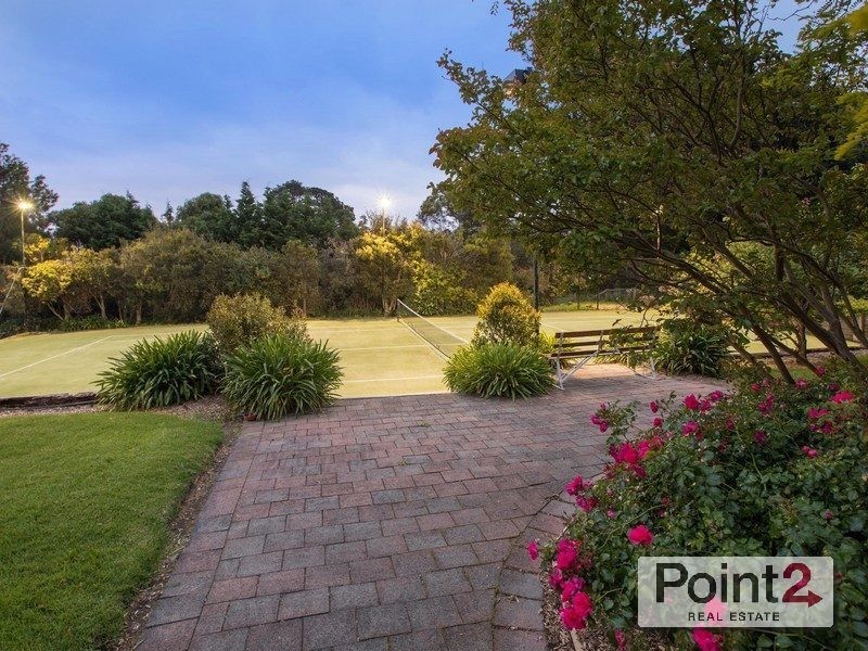6 Brulu Close, Mount Eliza VIC 3930