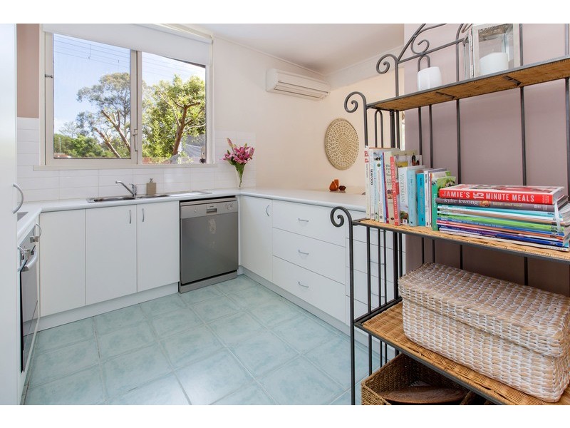 1/139 Mount Eliza Way, Mount Eliza VIC 3930