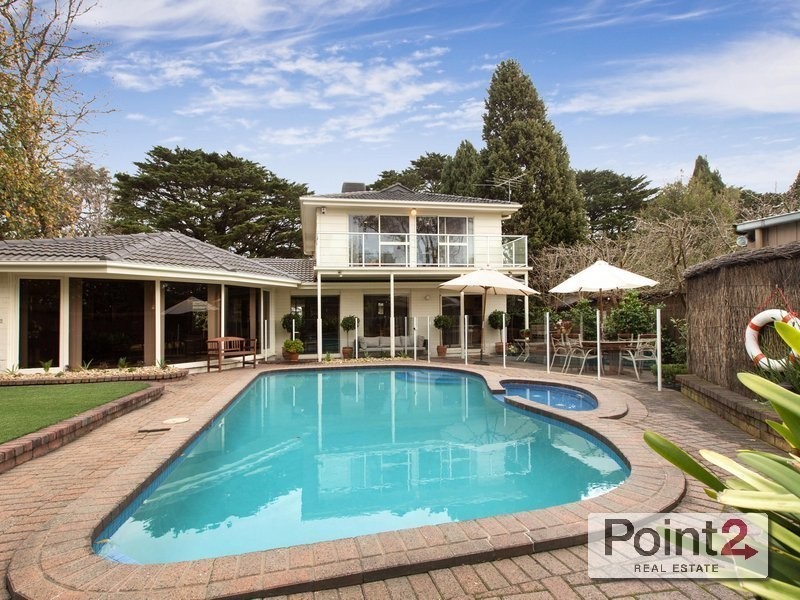 51  Wimbledon Avenue, Mount Eliza VIC 3930