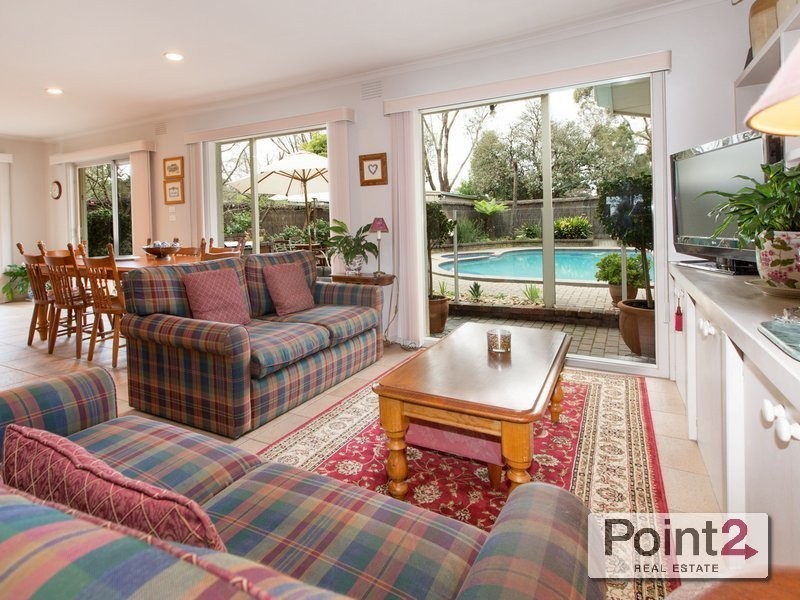 51  Wimbledon Avenue, Mount Eliza VIC 3930