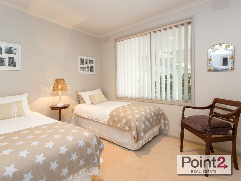 51  Wimbledon Avenue, Mount Eliza VIC 3930