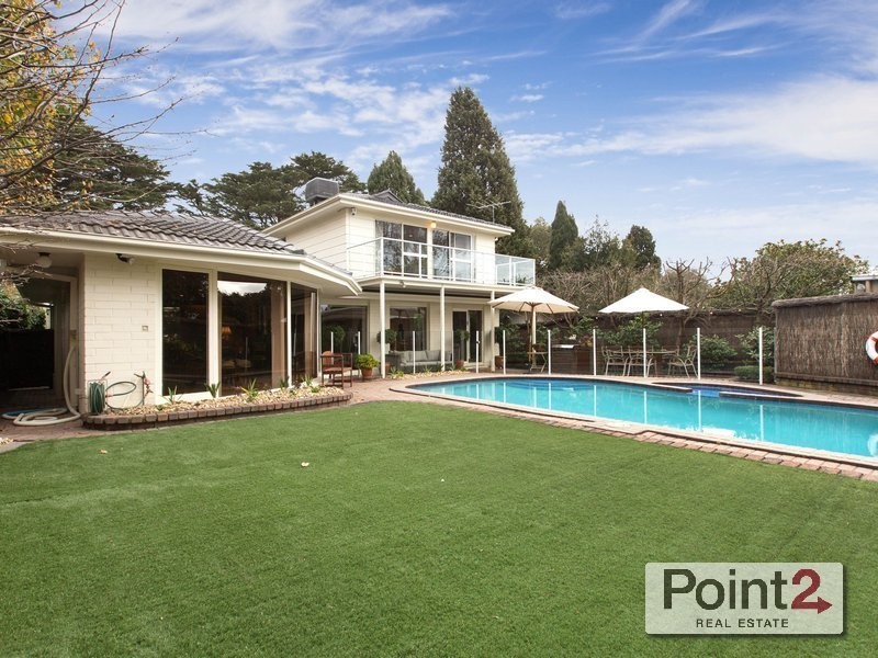 51  Wimbledon Avenue, Mount Eliza VIC 3930