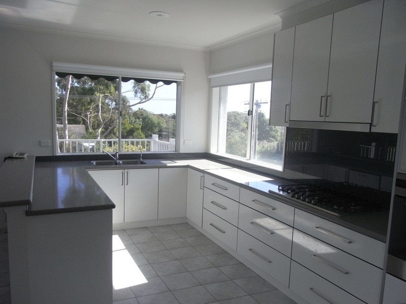 19 Rutland Avenue, Mount Eliza VIC 3930