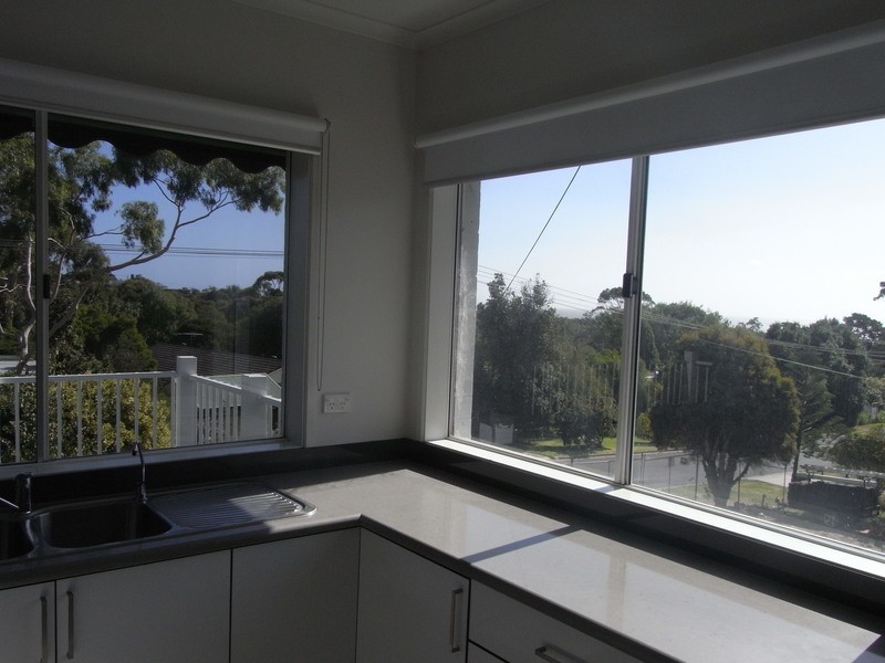 19 Rutland Avenue, Mount Eliza VIC 3930